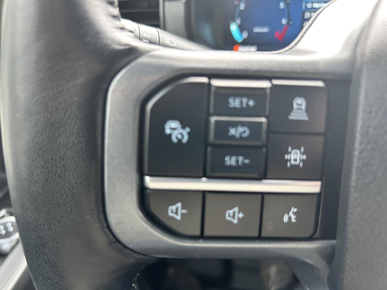 Ford F-150 Lariat 4WD SuperCrew 5.5' Box 2024