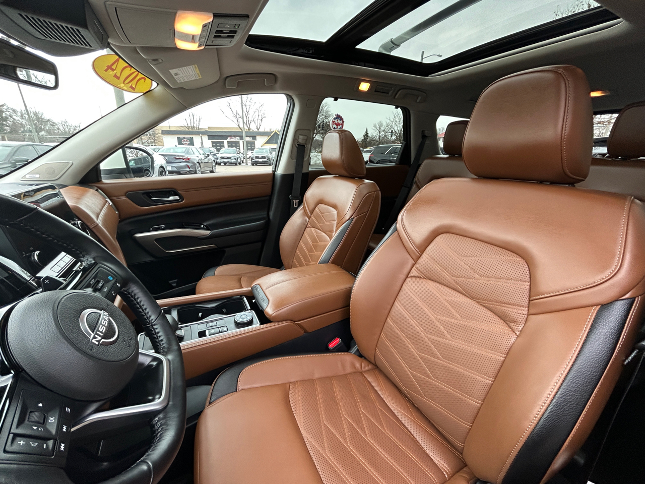 Nissan Pathfinder Platinum 4WD 2024