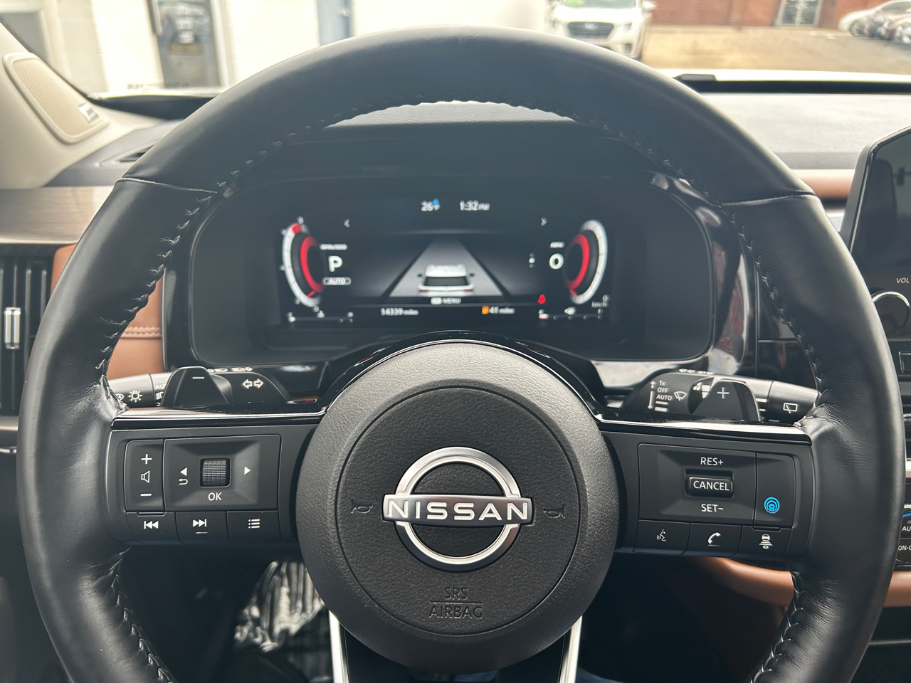 Nissan Pathfinder Platinum 4WD 2024