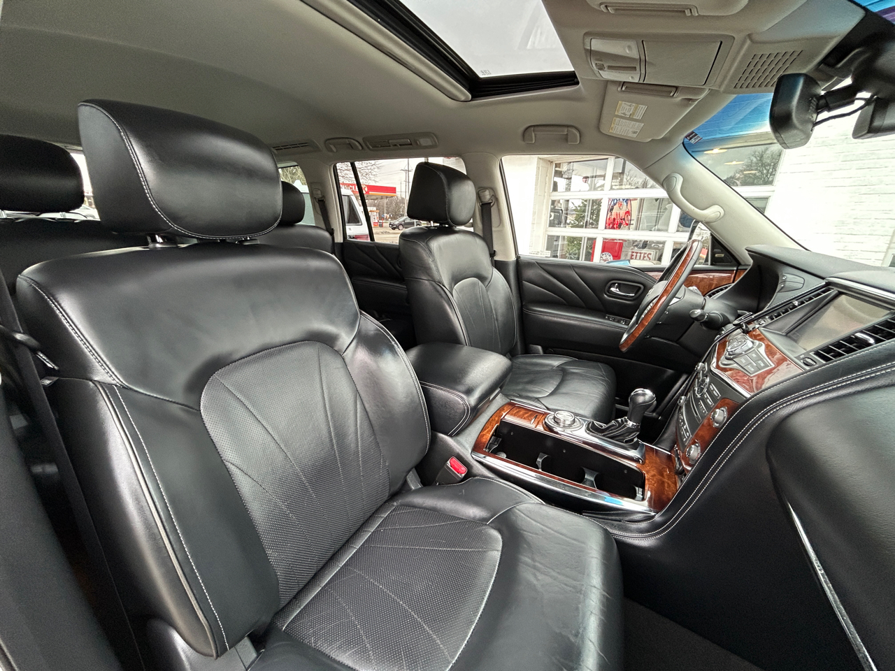 Infiniti QX80 AWD 2017