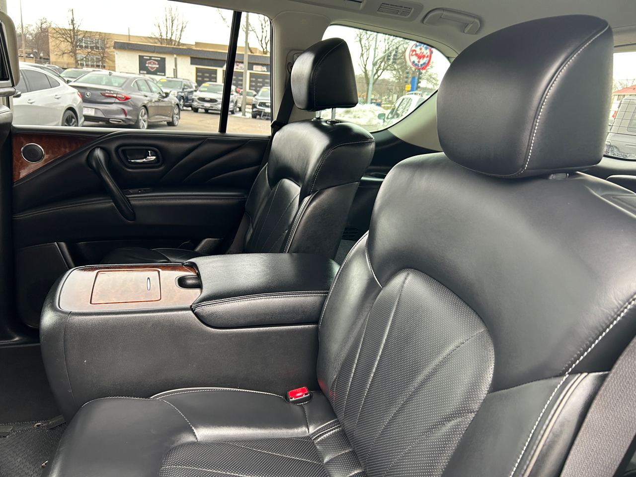 Infiniti QX80 AWD 2017