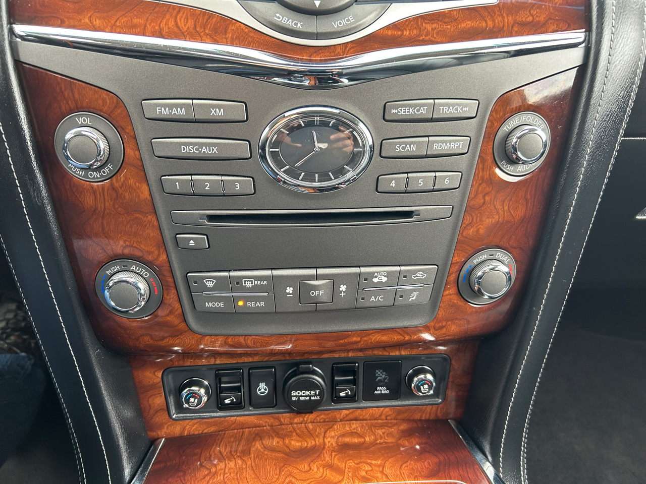 Infiniti QX80 AWD 2017