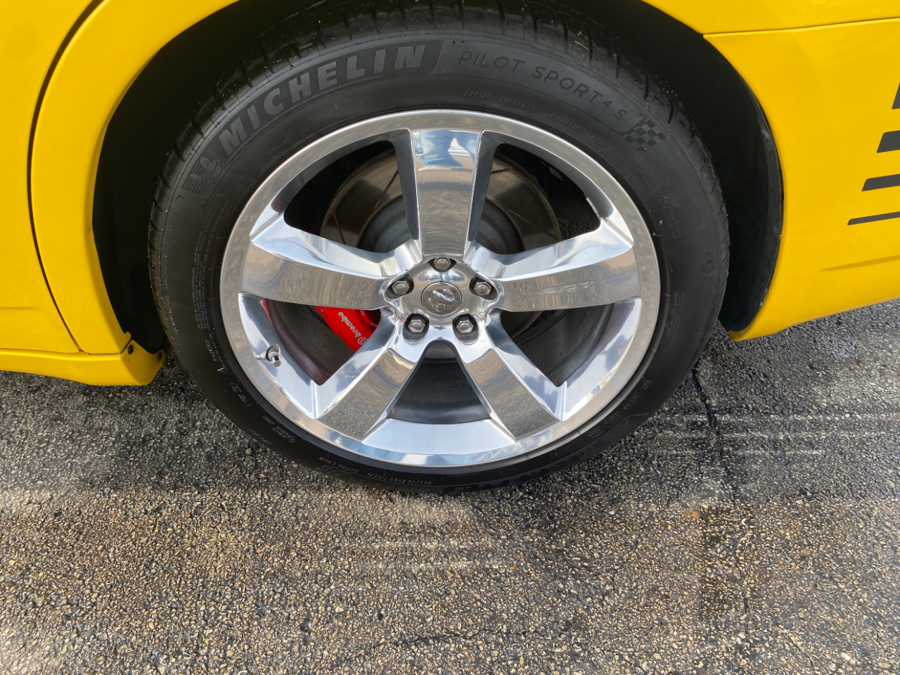 Dodge Charger 4dr Sdn 5-Spd Auto SRT8 RWD 2007