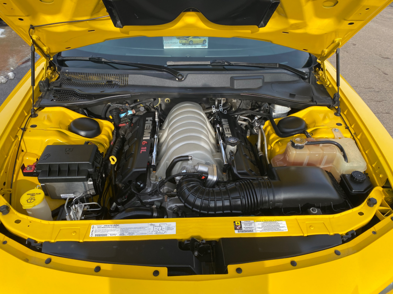 Dodge Charger 4dr Sdn 5-Spd Auto SRT8 RWD 2007