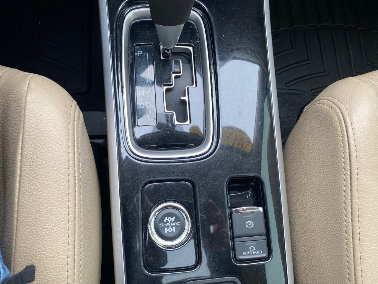 Mitsubishi Outlander SEL S-AWC 2017