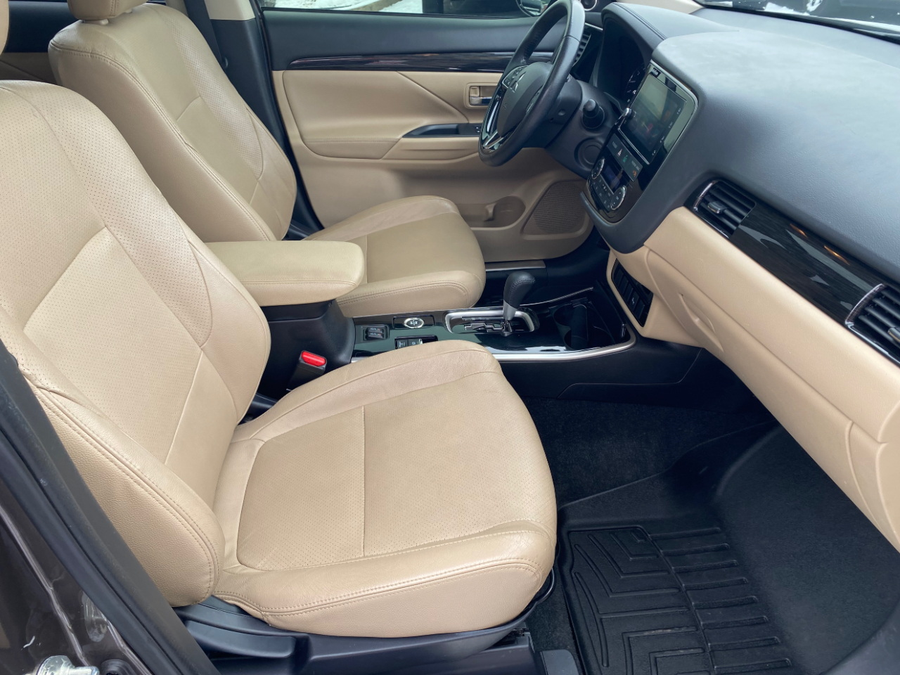 Mitsubishi Outlander SEL S-AWC 2017