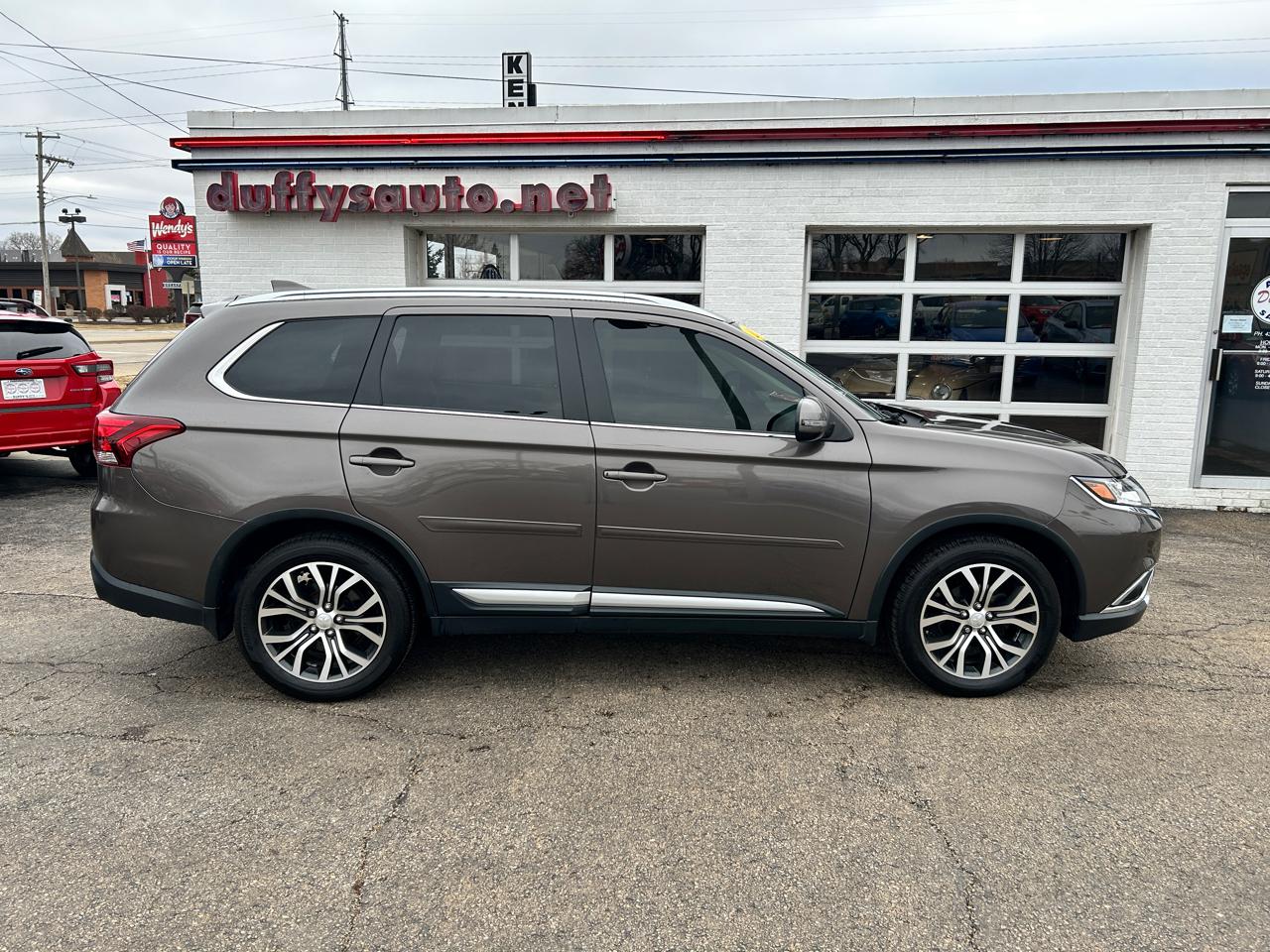 Mitsubishi Outlander SEL S-AWC 2017