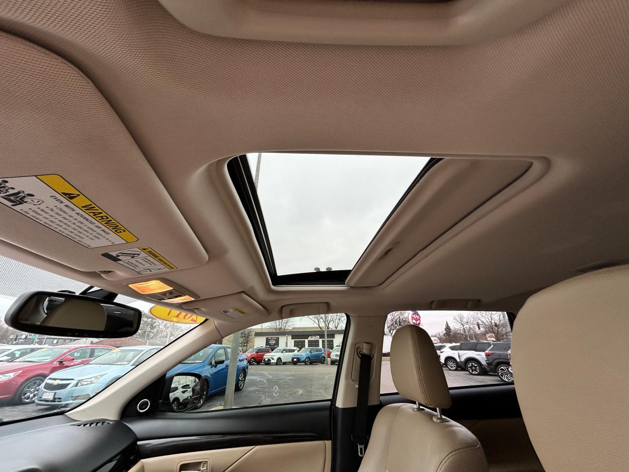 Mitsubishi Outlander SEL S-AWC 2017