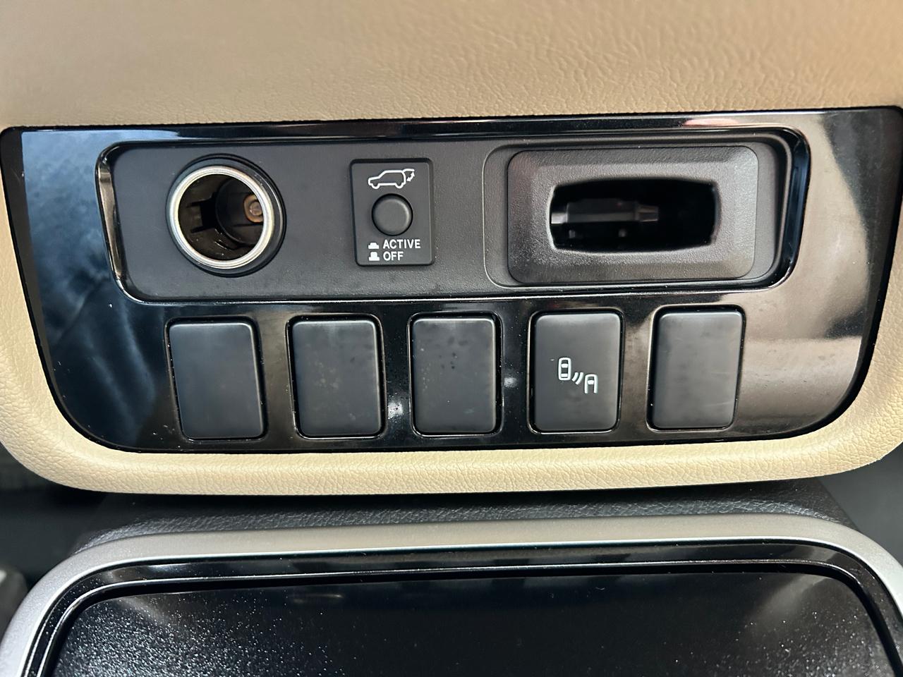 Mitsubishi Outlander SEL S-AWC 2017