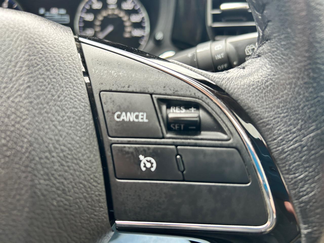 Mitsubishi Outlander SEL S-AWC 2017