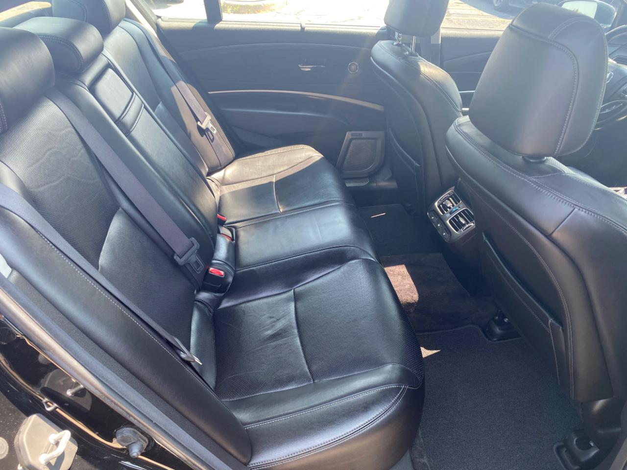 Acura RLX 4dr Sdn Advance Pkg 2016