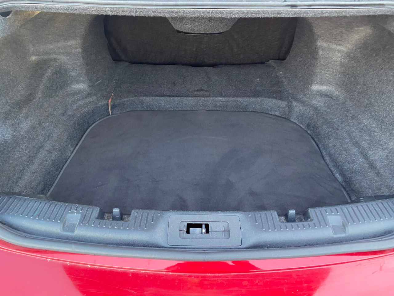 Lincoln MKS 4dr Sdn 3.7L AWD 2015