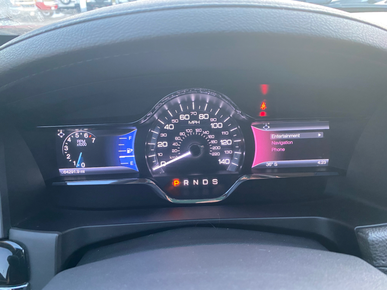 Lincoln MKS 4dr Sdn 3.7L AWD 2015