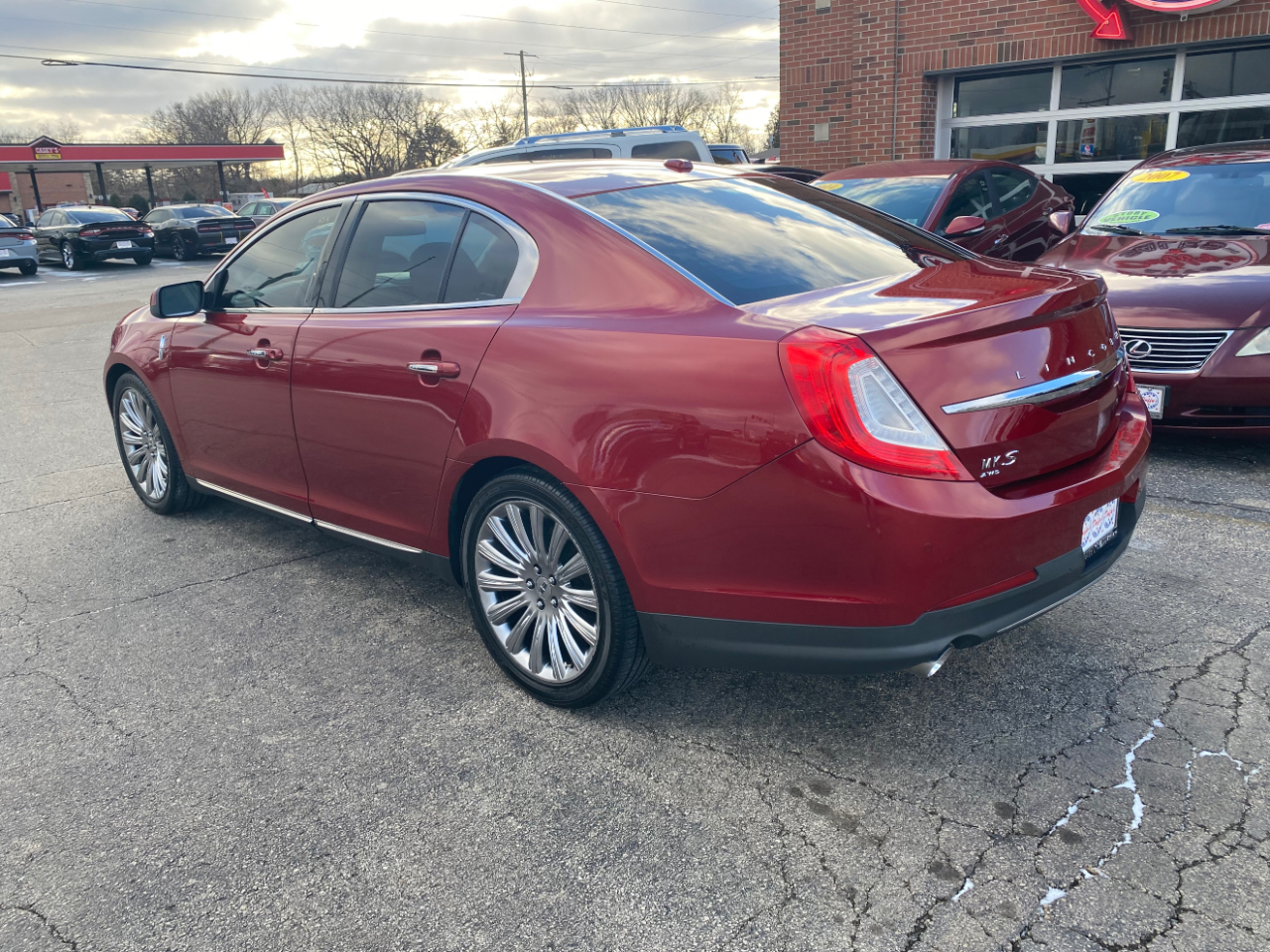 Lincoln MKS 4dr Sdn 3.7L AWD 2015
