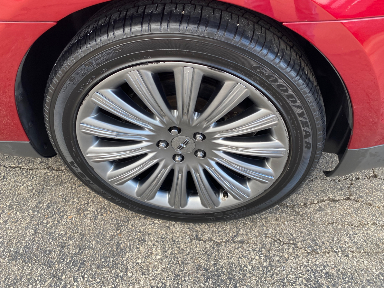 Lincoln MKS 4dr Sdn 3.7L AWD 2015