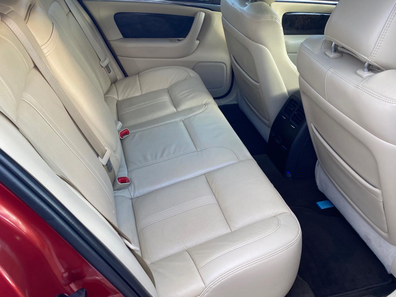 Lincoln MKS 4dr Sdn 3.7L AWD 2015