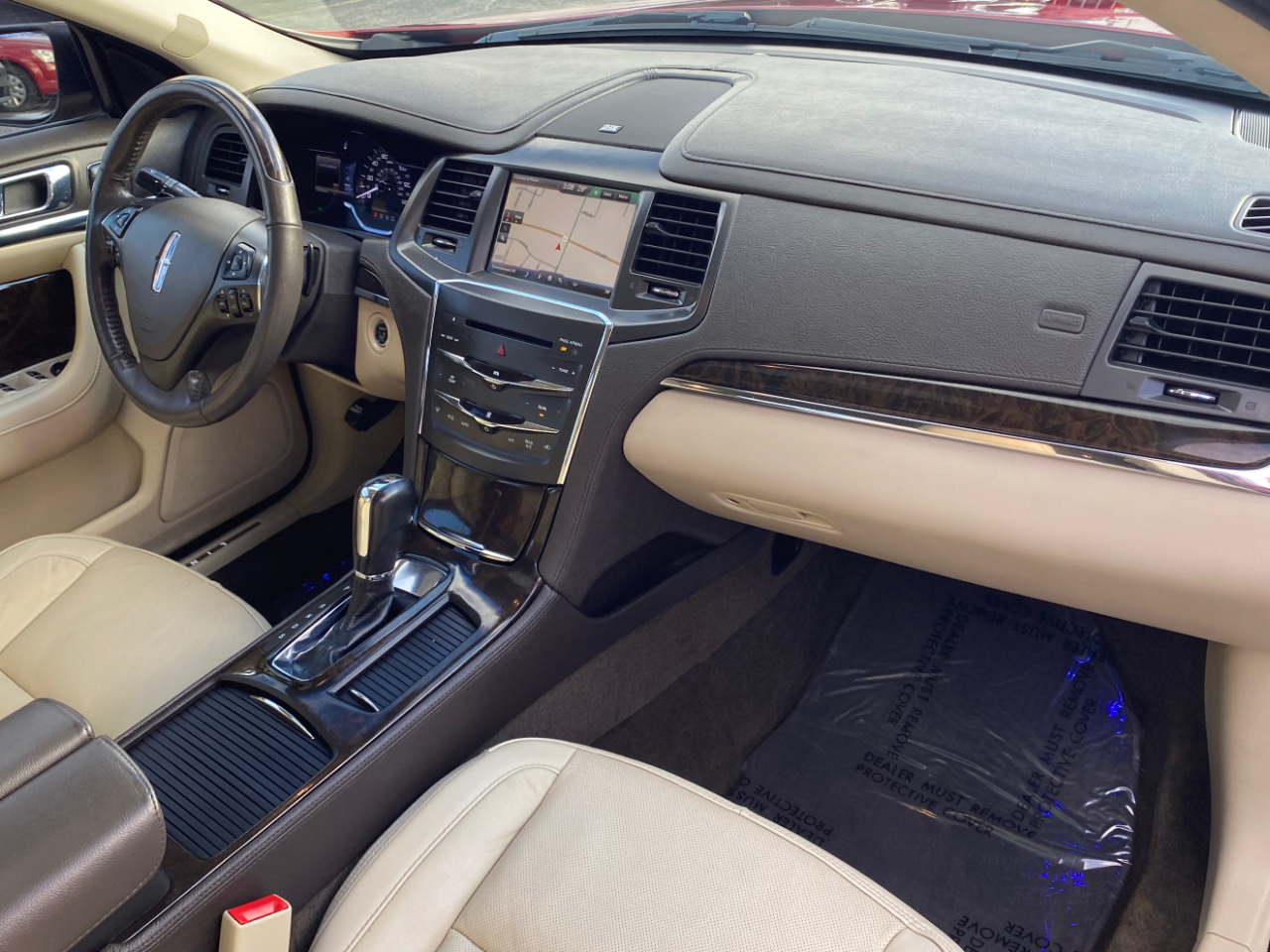 Lincoln MKS 4dr Sdn 3.7L AWD 2015