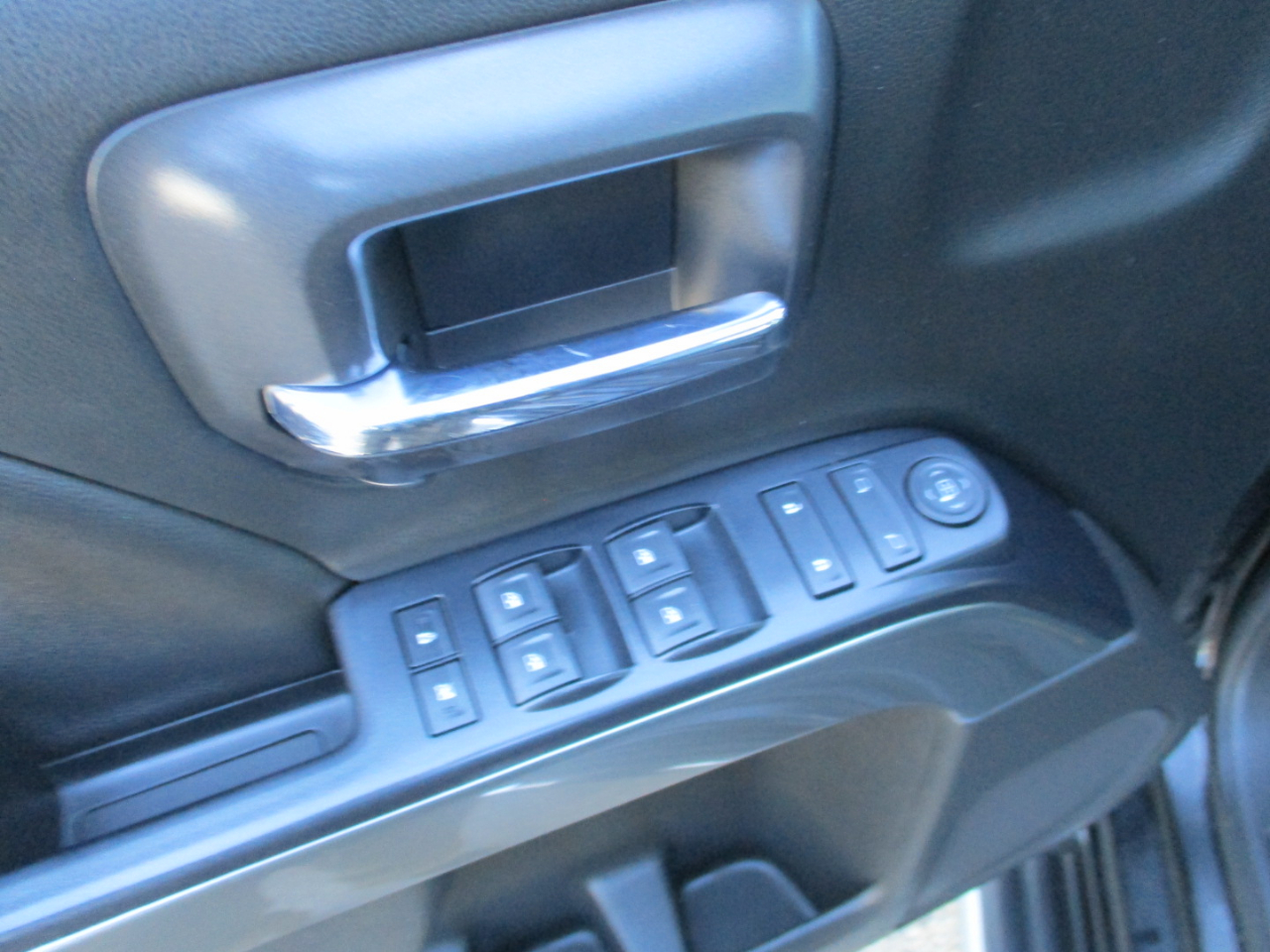 Chevrolet Silverado 1500 4WD Crew Cab 143.5" LT w/1LT 2017