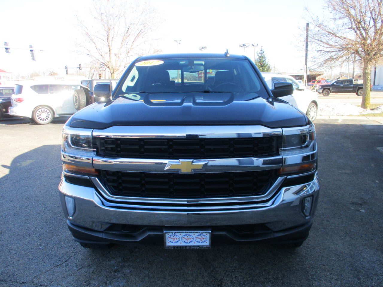 Chevrolet Silverado 1500 4WD Crew Cab 143.5" LT w/1LT 2017