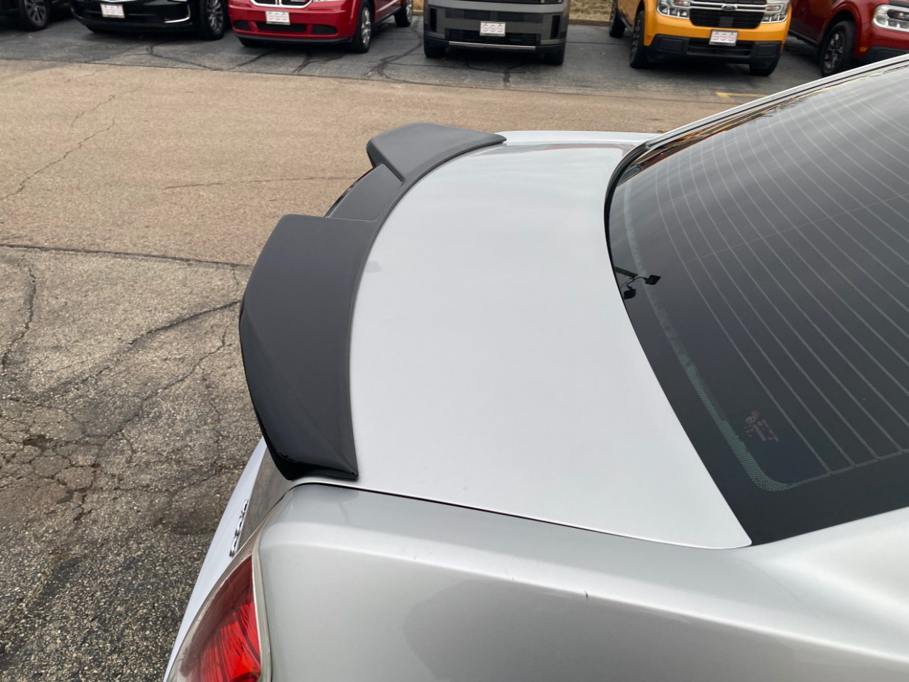 Chrysler 300 4dr Sdn Limited RWD 2011