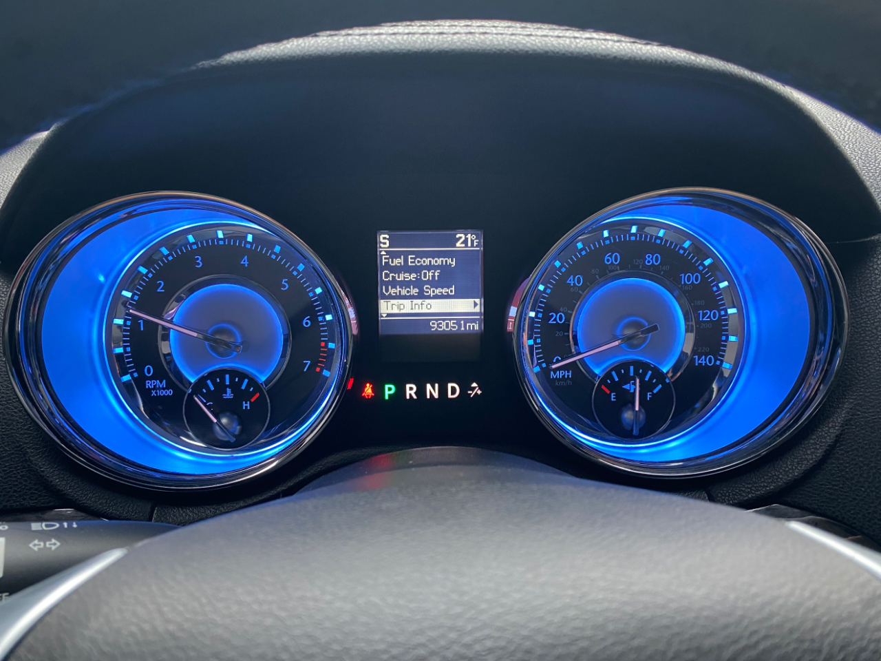 Chrysler 300 4dr Sdn Limited RWD 2011