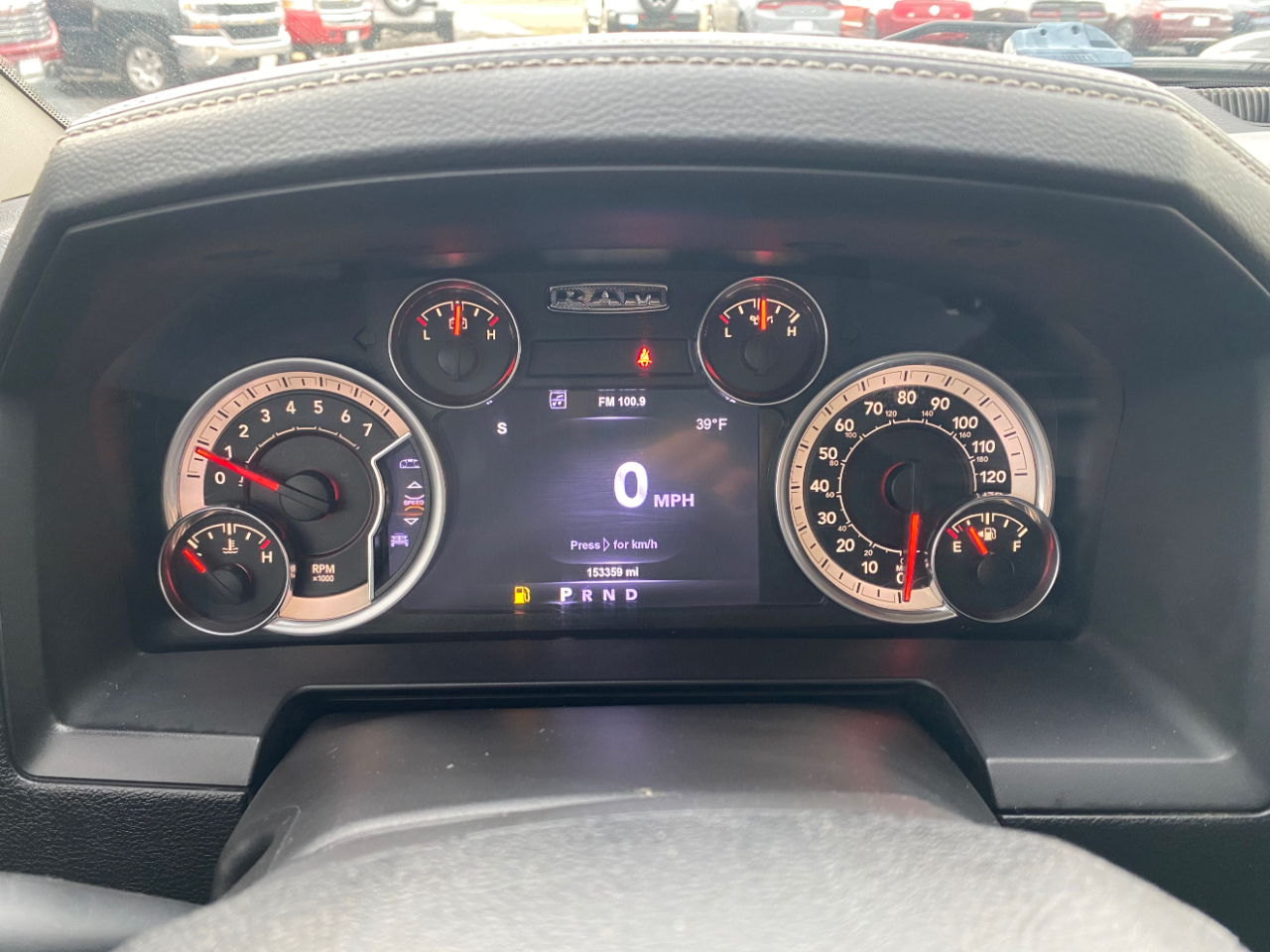 RAM 1500 Laramie 4x4 Crew Cab 5'7" Box 2017