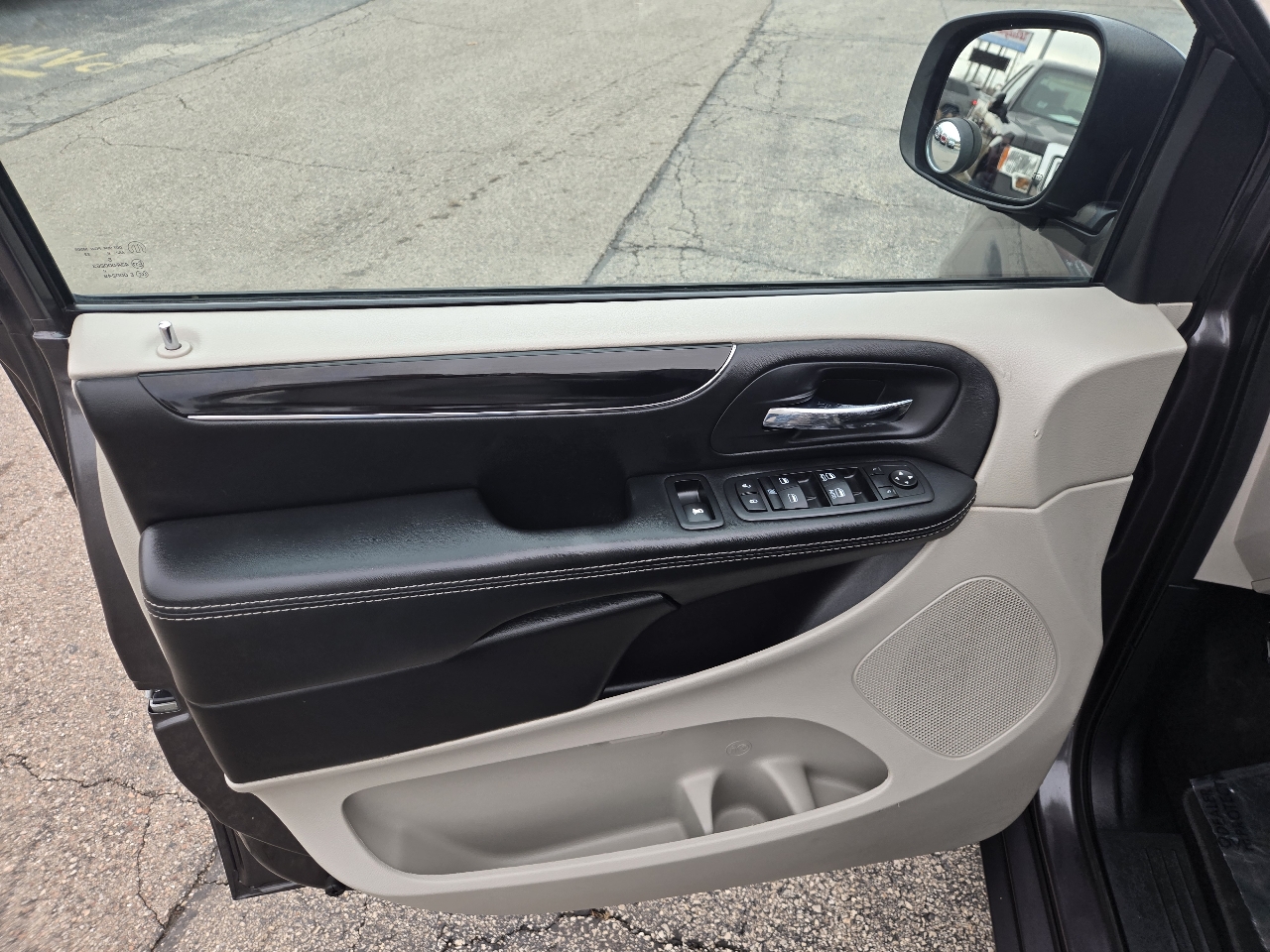 Dodge Grand Caravan 4dr Wgn SXT 30th Anniversary 2014