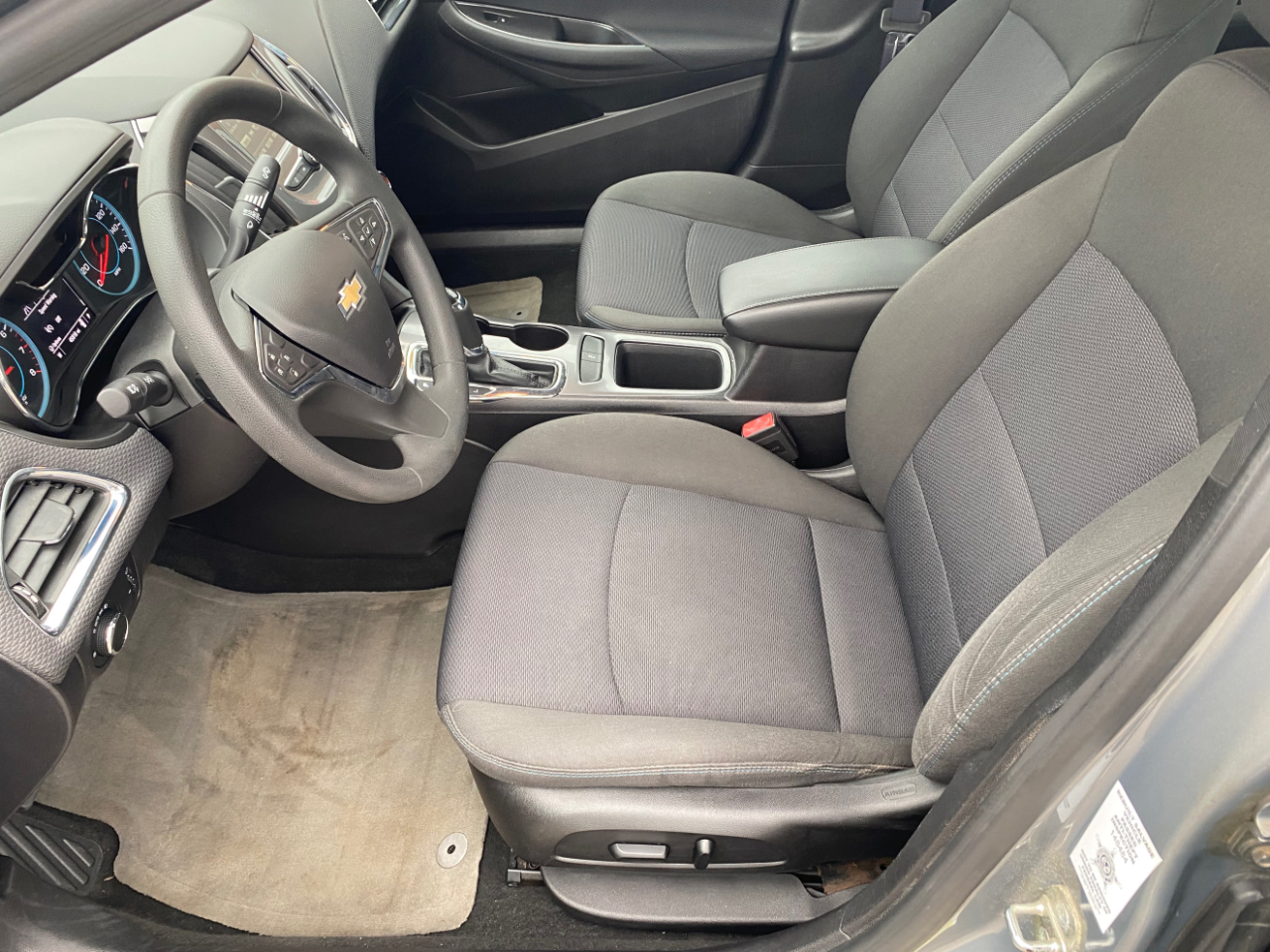 Chevrolet Cruze 4dr Sdn 1.4L LT w/1SD 2017