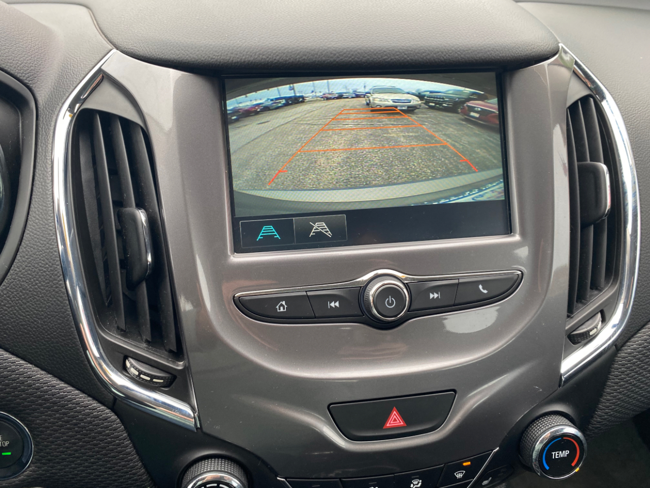 Chevrolet Cruze 4dr Sdn 1.4L LT w/1SD 2017