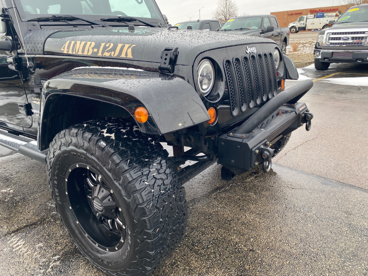 Jeep Wrangler Unlimited 4WD 4dr Sahara 2012