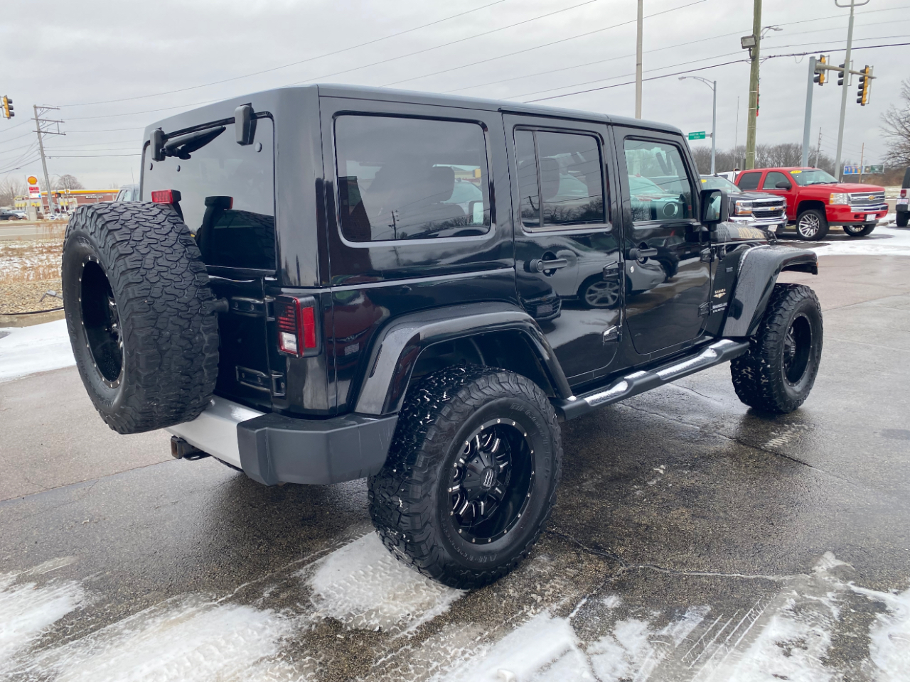Jeep Wrangler Unlimited 4WD 4dr Sahara 2012