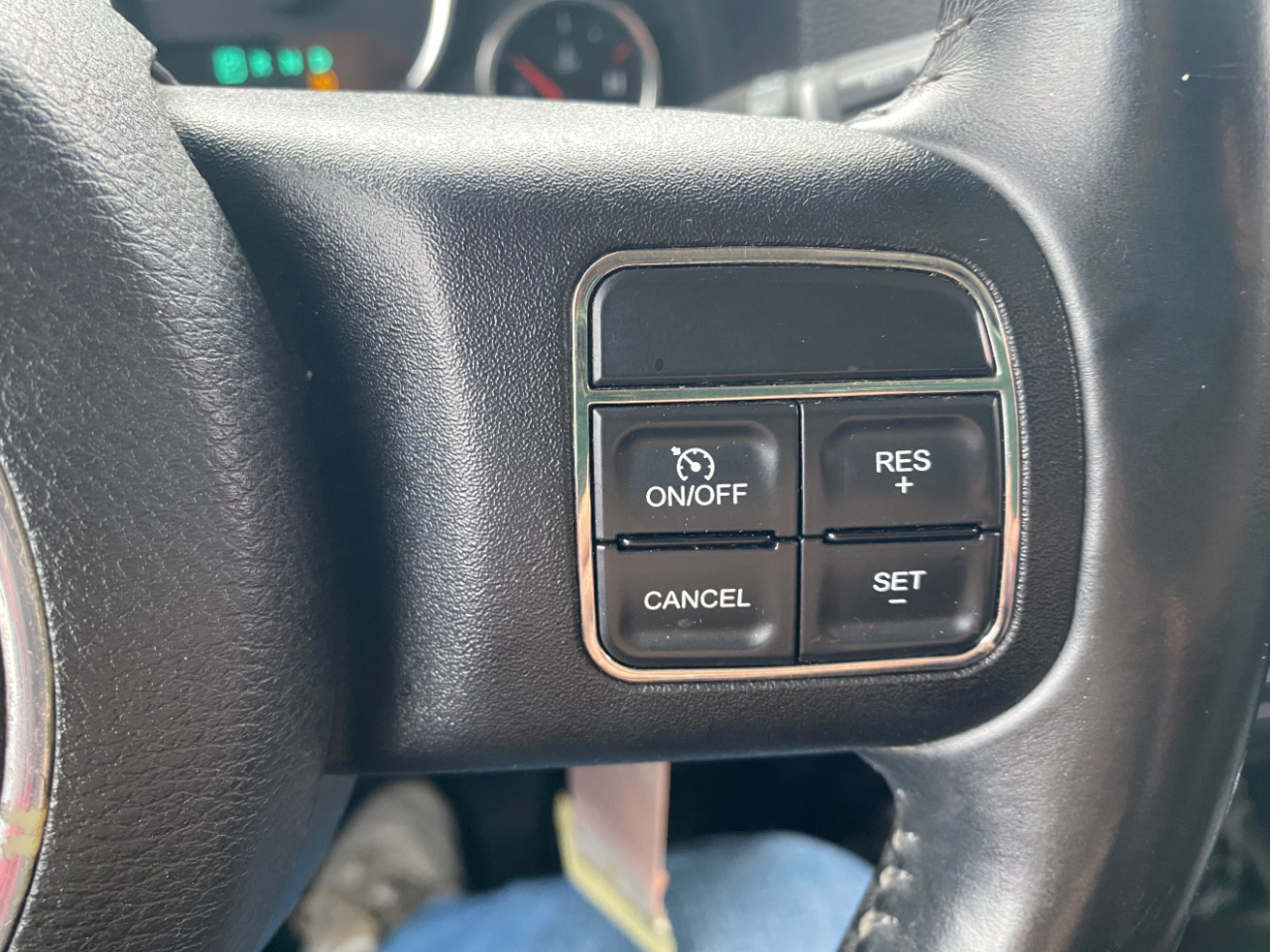 Jeep Wrangler Unlimited 4WD 4dr Sahara 2012