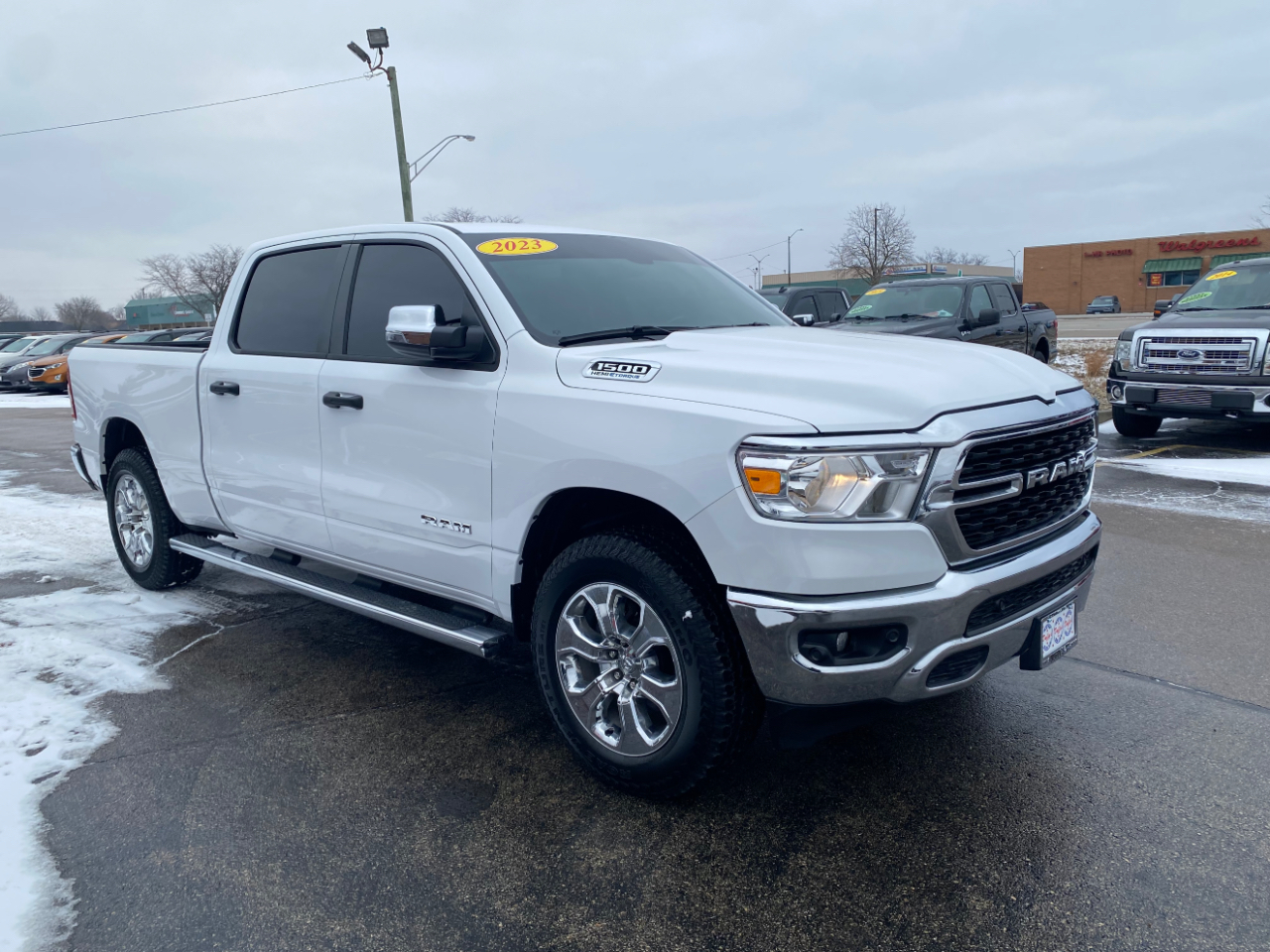 RAM 1500 Big Horn 4x4 Crew Cab 6'4" Box 2023