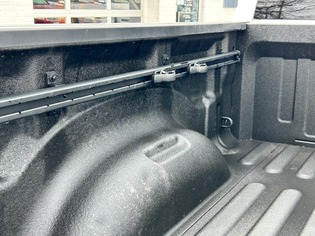 RAM 1500 Big Horn 4x4 Crew Cab 6'4" Box 2023