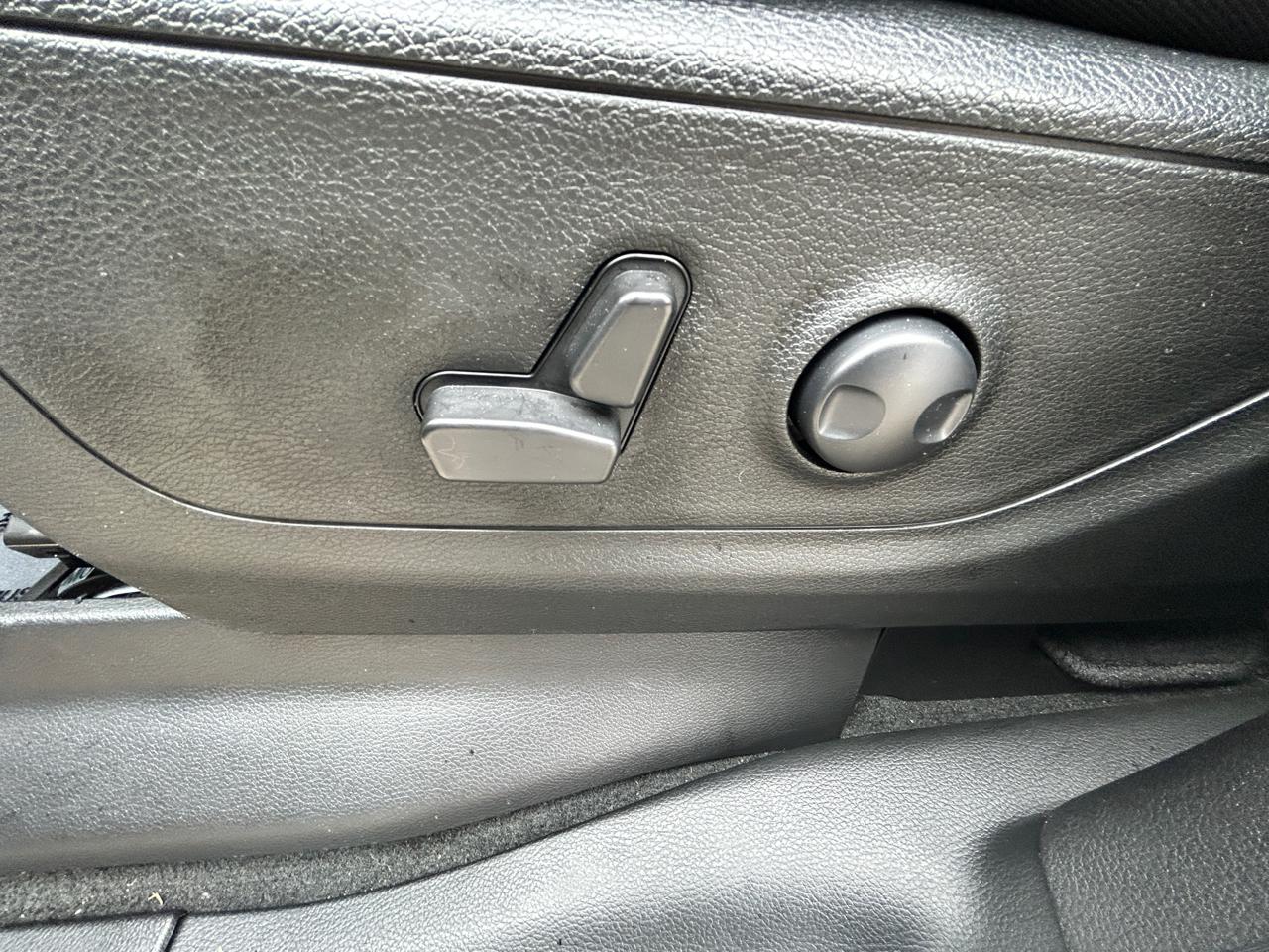 RAM 1500 Big Horn 4x4 Crew Cab 6'4" Box 2023