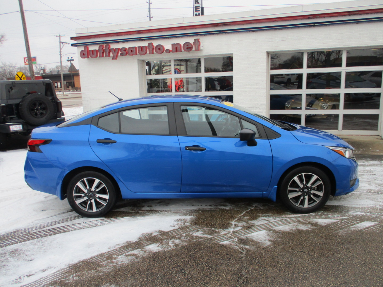 Nissan Versa S CVT 2024