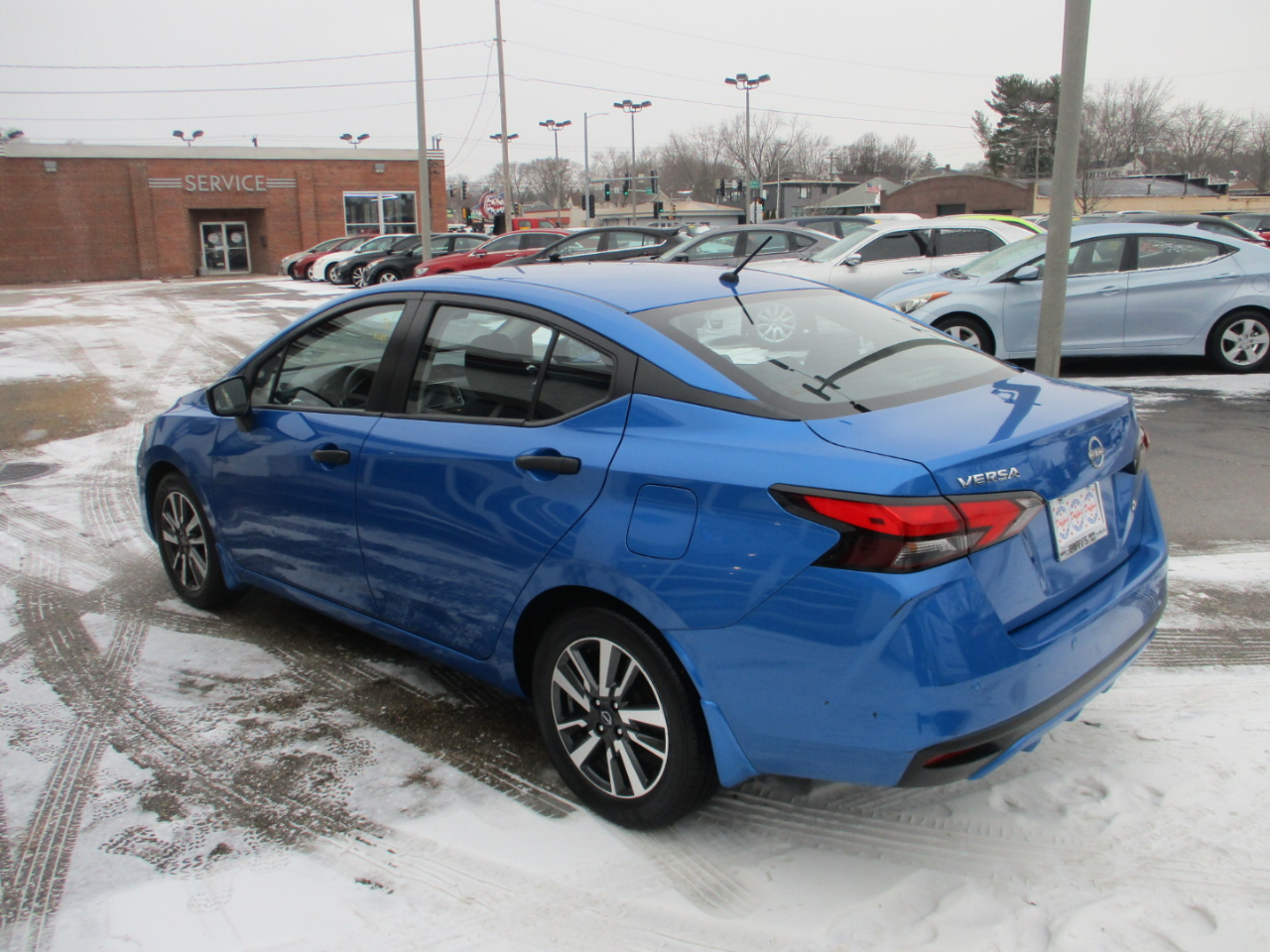 Nissan Versa S CVT 2024