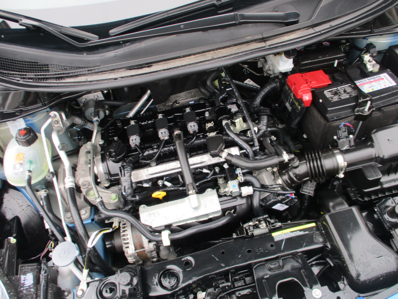 Nissan Versa S CVT 2024