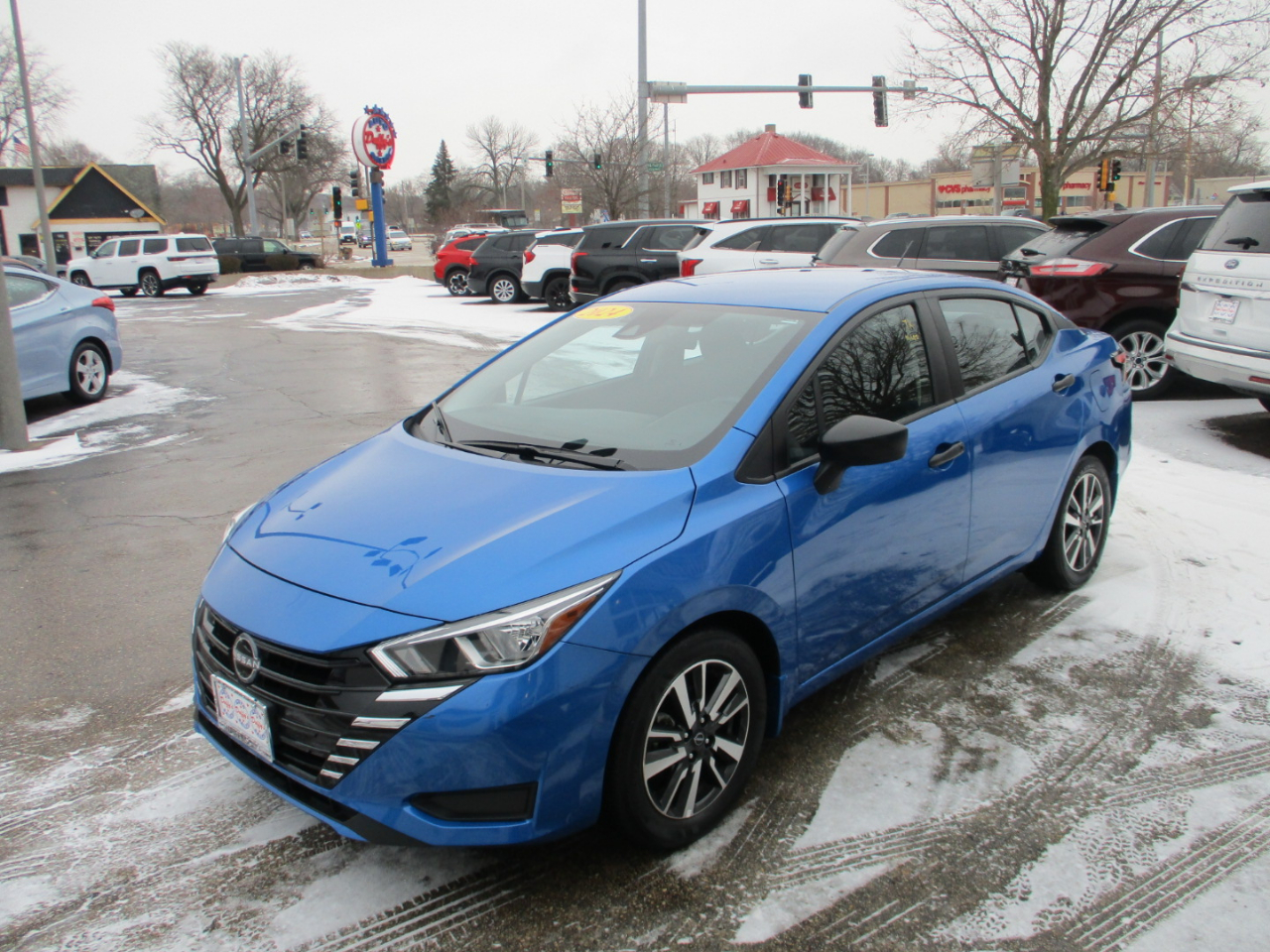 Nissan Versa S CVT 2024