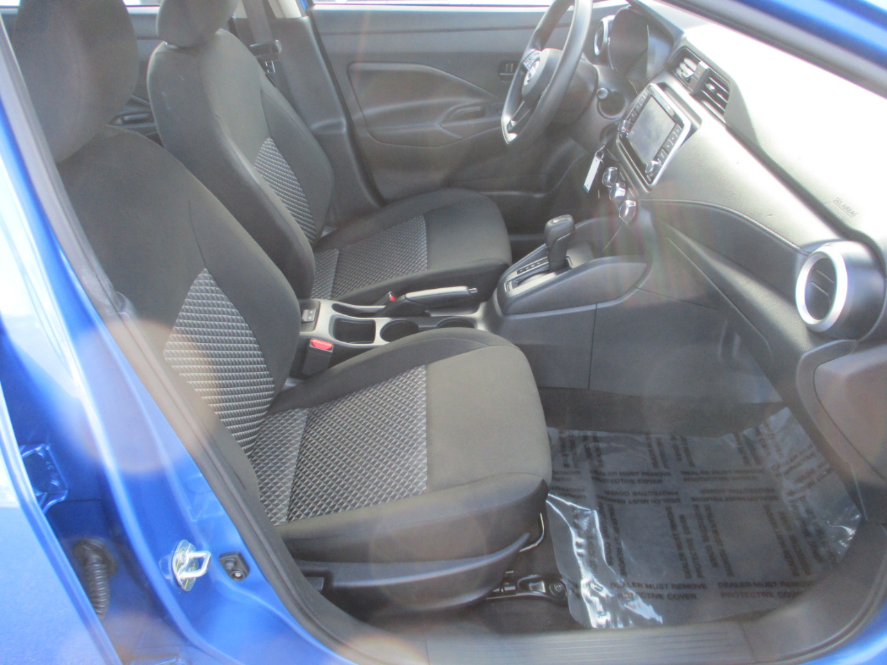 Nissan Versa S CVT 2024