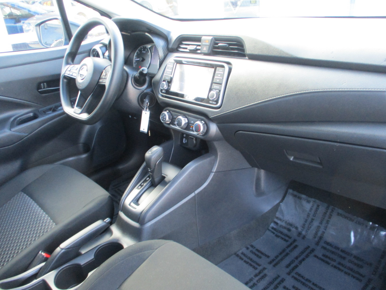 Nissan Versa S CVT 2024