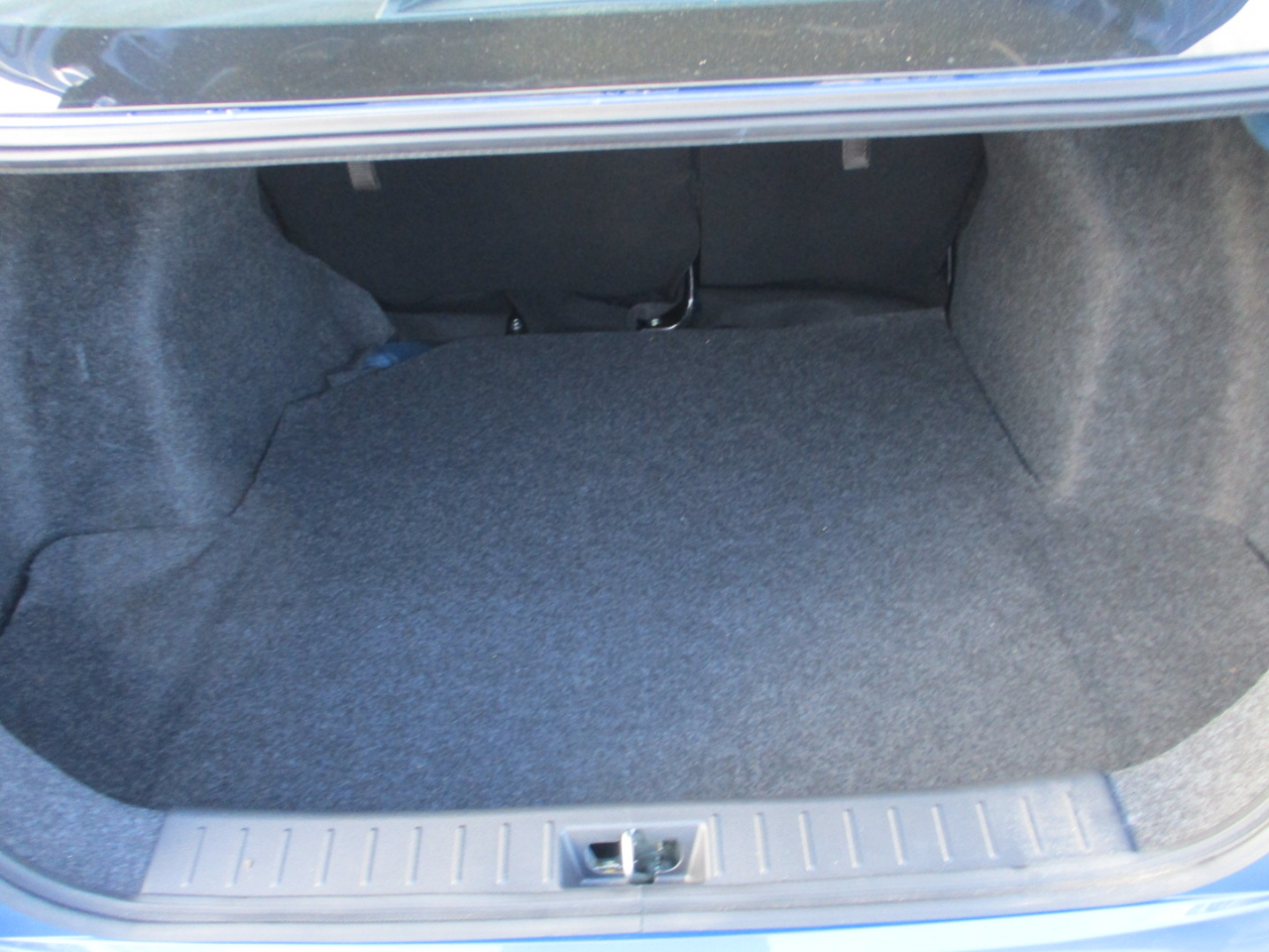 Nissan Versa S CVT 2024