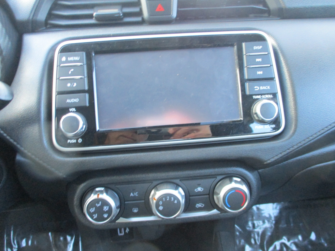 Nissan Versa S CVT 2024