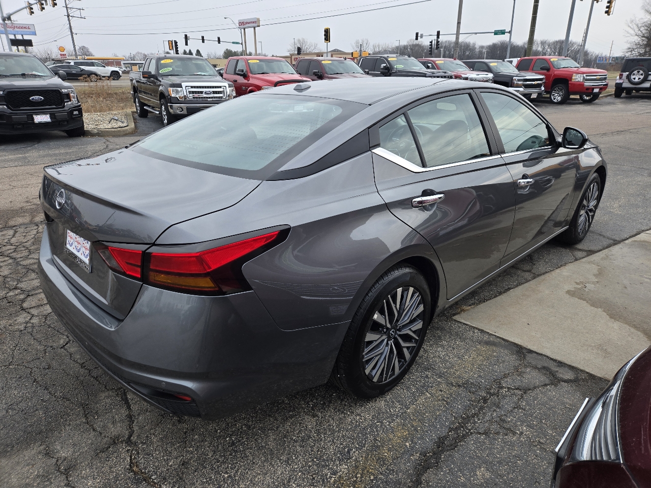 Nissan Altima SV FWD 2025