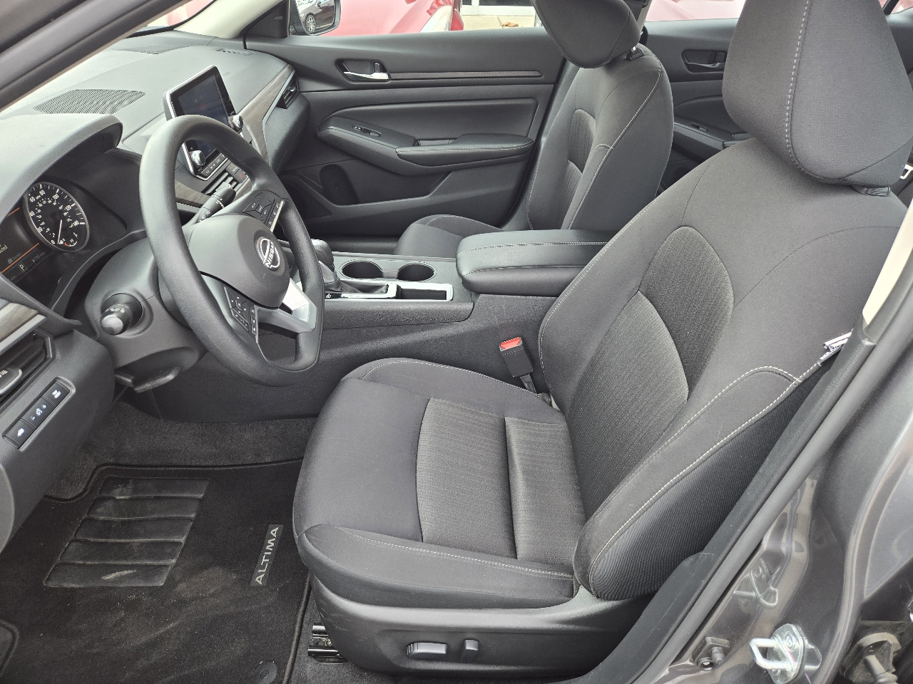 Nissan Altima SV FWD 2025