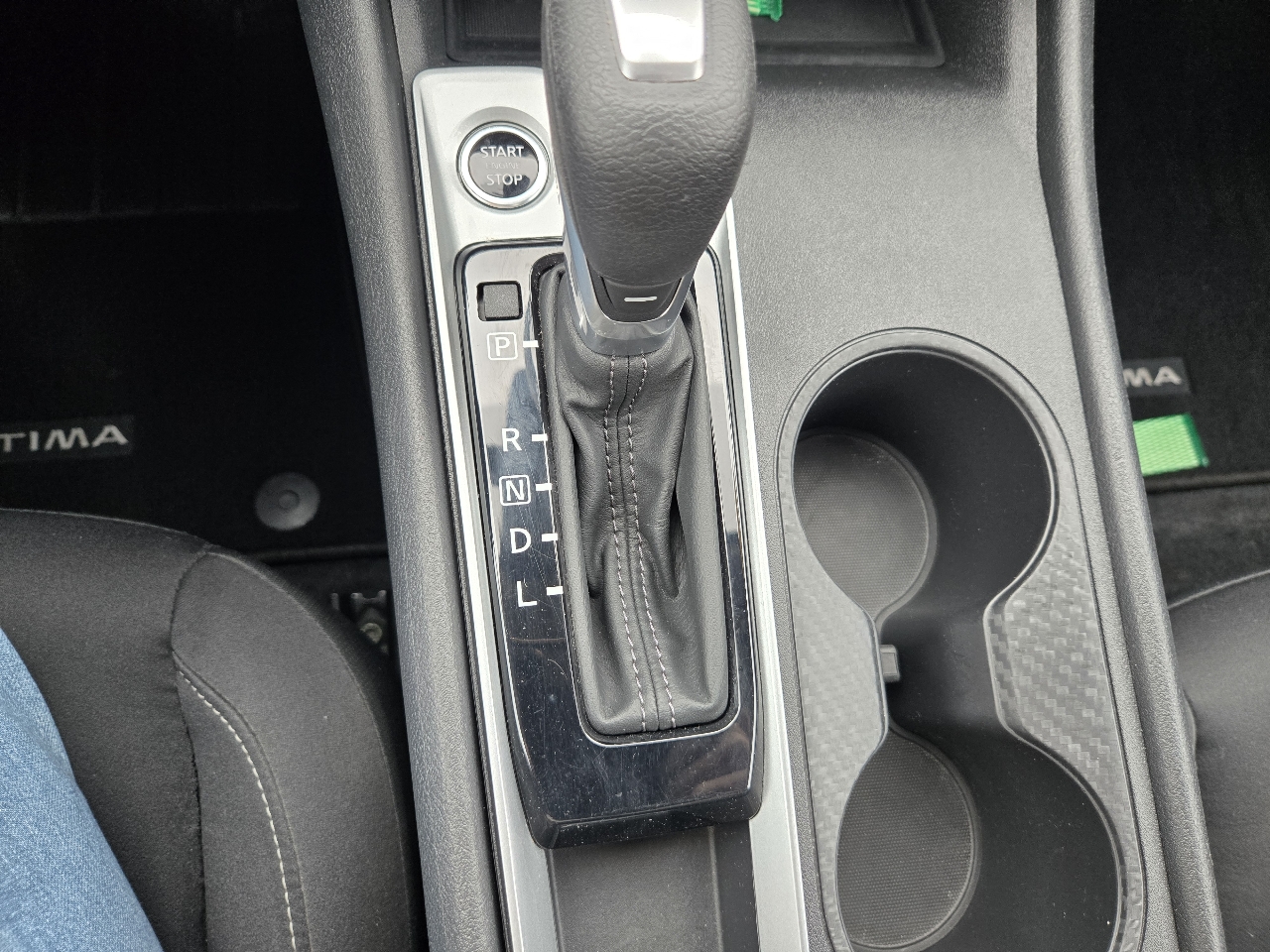 Nissan Altima SV FWD 2025