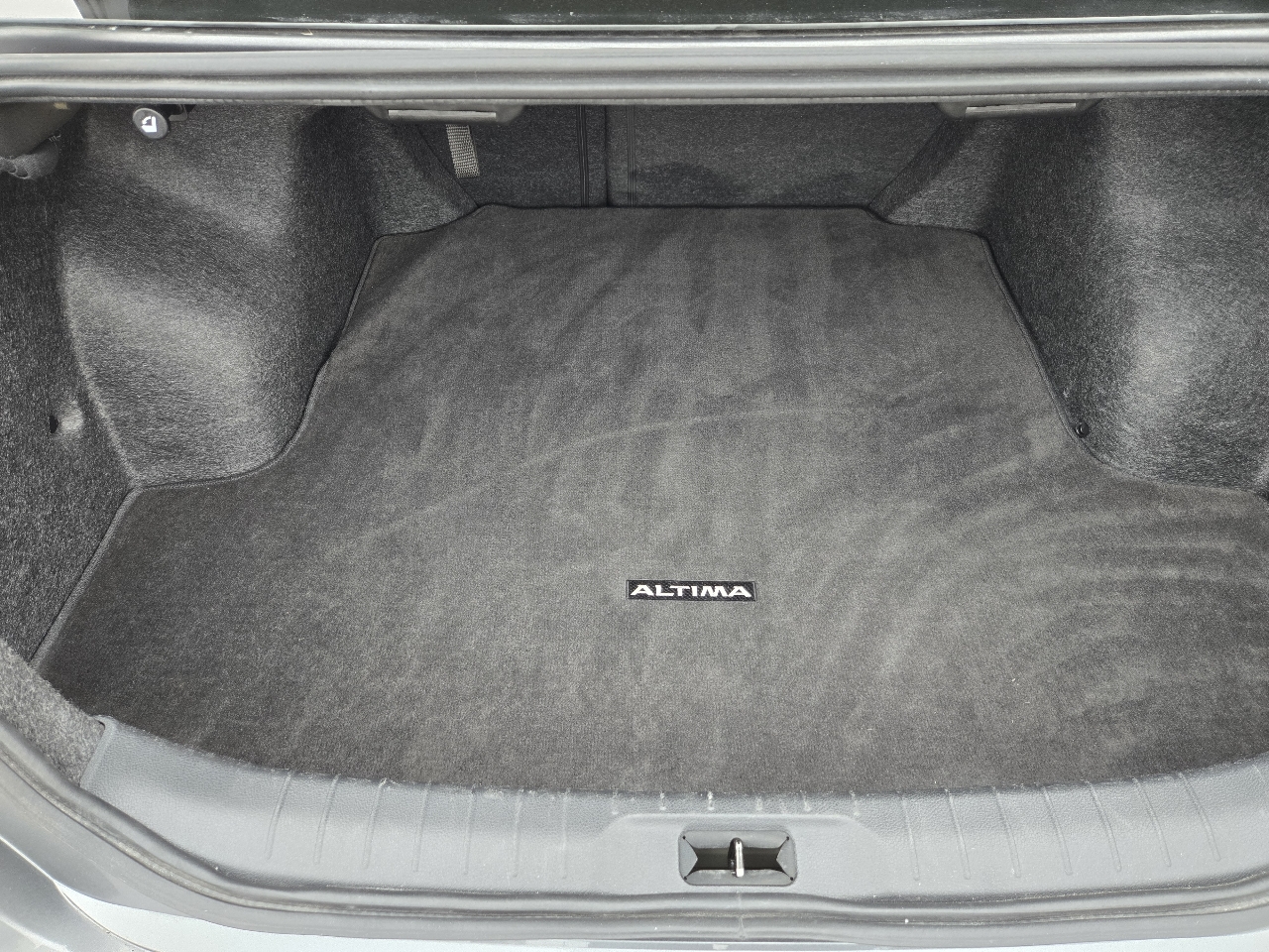 Nissan Altima SV FWD 2025