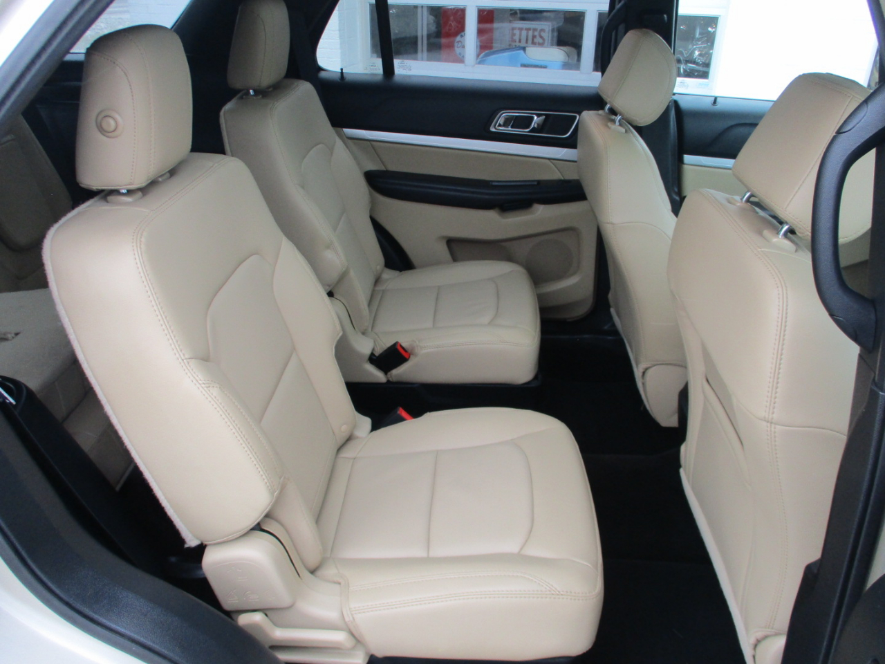 Ford Explorer XLT FWD 2017