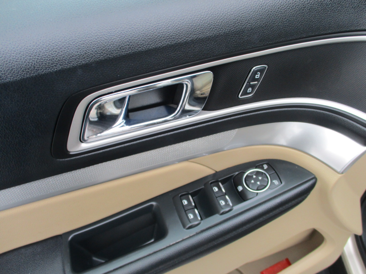 Ford Explorer XLT FWD 2017