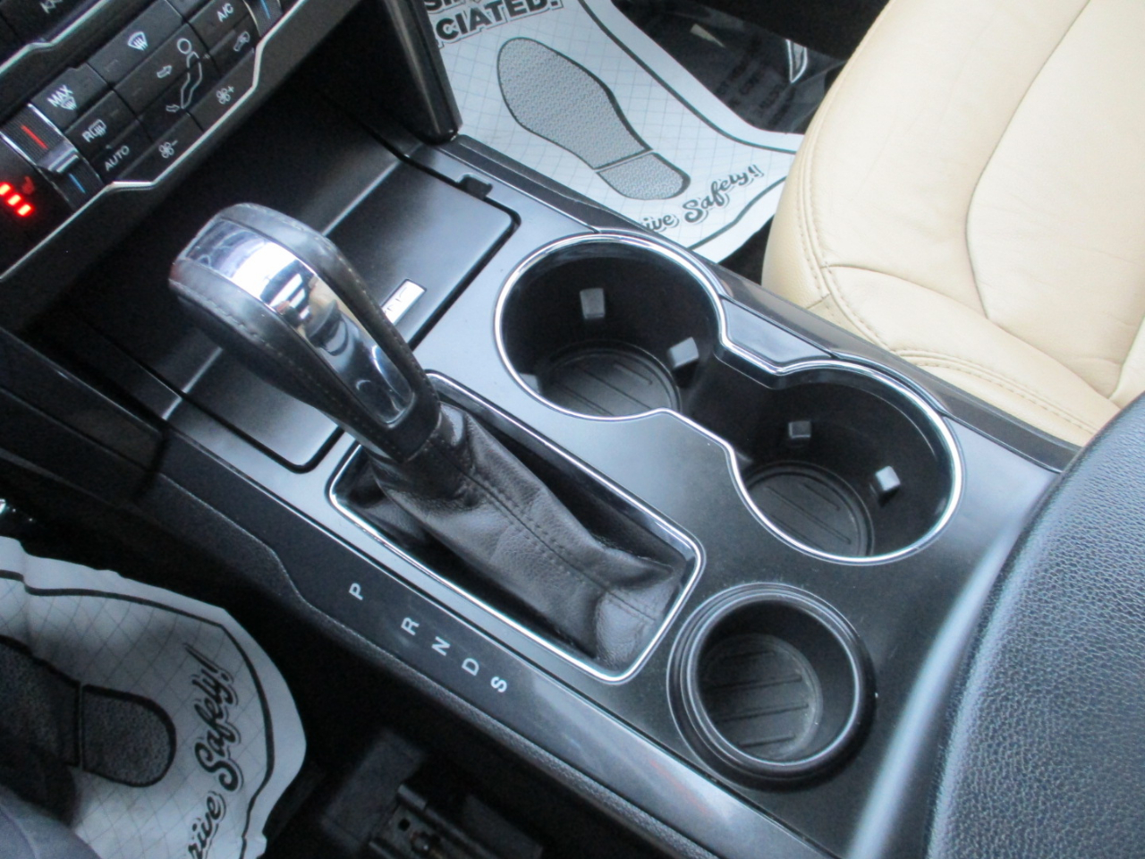 Ford Explorer XLT FWD 2017